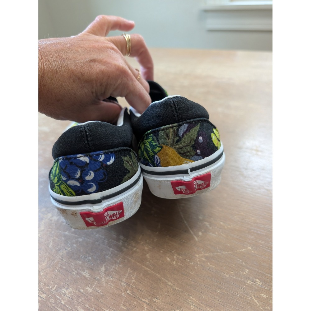 Vans Classic Slip-On Skull Fruit Still Life Black Sneakers Womens 8 M 6.5 edgy - Picture 4 of 8